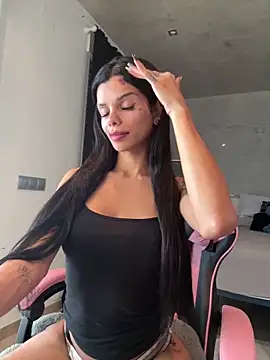 Snapshot of Rosariolovex chatting on 19, 2, 2025 Rosariolovex online show from 19, 2, 2025