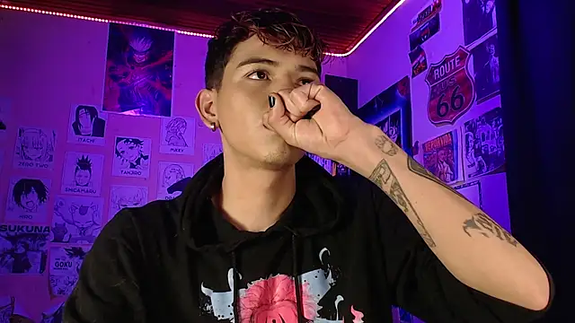 Snapshot of Mickey_Magic chatting on 23, 3, 2025 Mickey Magic online show from 23, 3, 2025