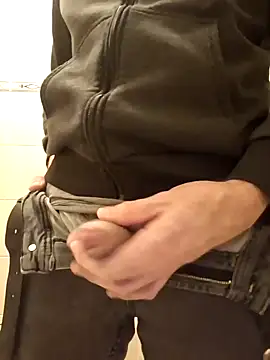 Snapshot of Speedyx0 chatting on 22, 1, 2025 Speedyx0 online show from 22, 1, 2025