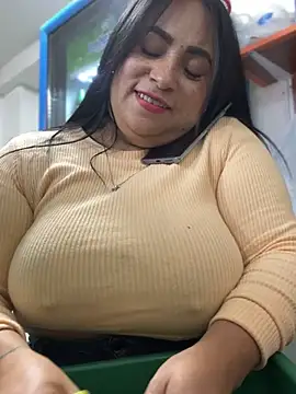 Miia Jazmin online show from 21, 2, 2025