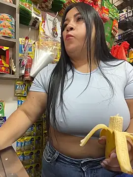 Miia Jazmin online show from 11, 11, 2025