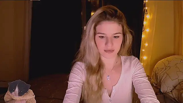 Snapshot of Melissa_smith_ chatting on 1, 12, 2025 Melissa smith online show from 1, 12, 2025