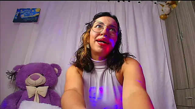 Snapshot of MiaFlamesxxx chatting on 20, 9, 2025 MiaFlamesxxx online show from 20, 9, 2025