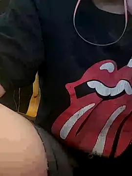 Snapshot of almighty_d chatting on 27, 2, 2025 almighty d online show from 27, 2, 2025