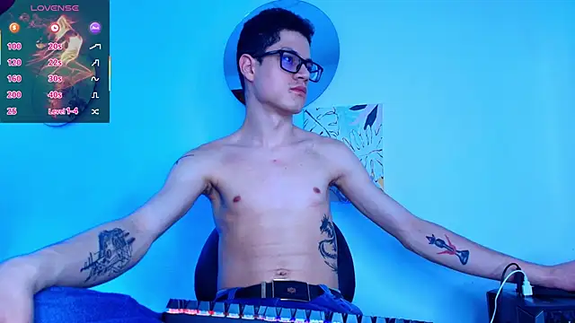 Snapshot of wolfandsky chatting on 18, 2, 2026 wolfandsky online show from 18, 2, 2026