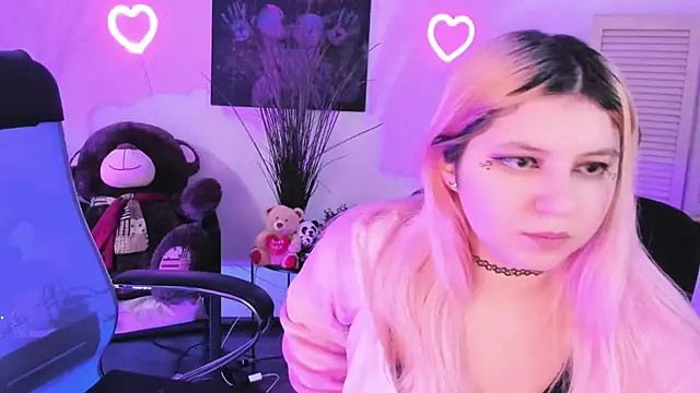 Snapshot of DiaAngell chatting on 25, 2, 2026 DiaAngell online show from 25, 2, 2026