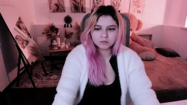 Snapshot of DiaAngell chatting on 12, 3, 2026 DiaAngell online show from 12, 3, 2026