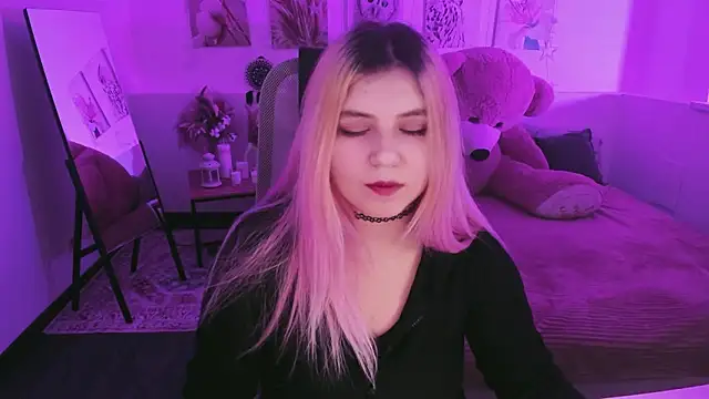 Snapshot of DiaAngell chatting on 16, 3, 2026 DiaAngell online show from 16, 3, 2026