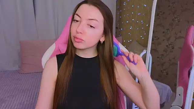 Ann moon   online show from 8, 2, 2025