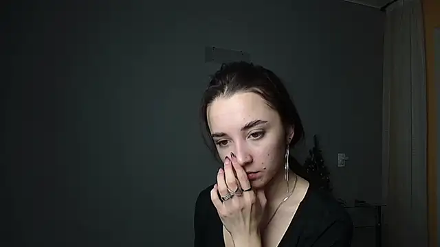 Eva Gloryy online show from 12, 2, 2025