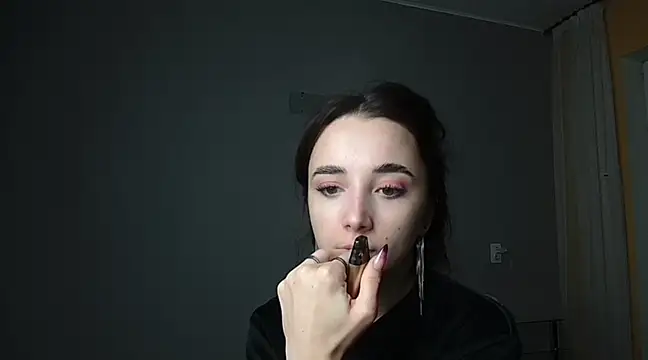 Eva Gloryy online show from 20, 2, 2025