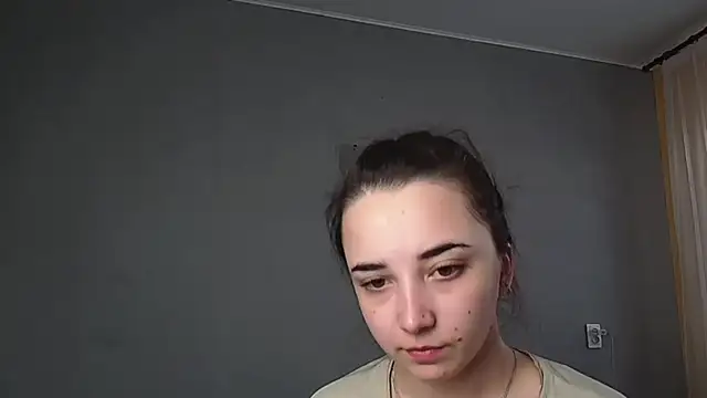 Eva Gloryy online show from 12, 3, 2026