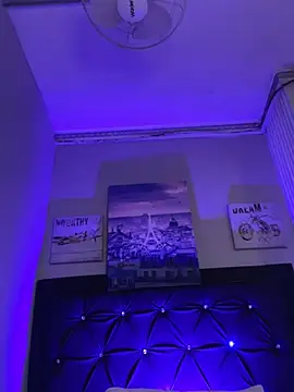 Lili  taylor online show from 15, 3, 2025