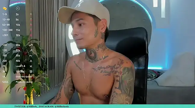 Snapshot of tattokoi chatting on 4, 3, 2025 tattokoi online show from 4, 3, 2025