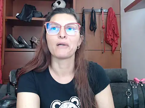 sachaclinford online show from 20, 7, 2026