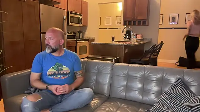 Snapshot of Officiallyonlytams chatting on 4, 11, 2025 Officiallyonlytams online show from 4, 11, 2025