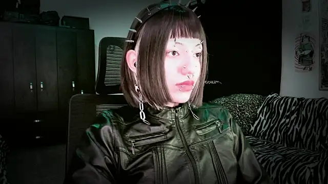 Snapshot of roxy_toxic chatting on 28, 4, 2026 roxy toxic online show from 28, 4, 2026