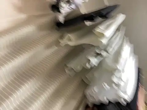 Snapshot of riri_riri_jp chatting on 26, 10, 2025 riri riri jp online show from 26, 10, 2025