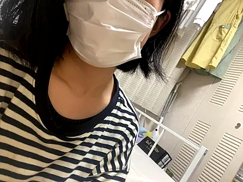 Snapshot of riri_riri_jp chatting on 30, 10, 2025 riri riri jp online show from 30, 10, 2025