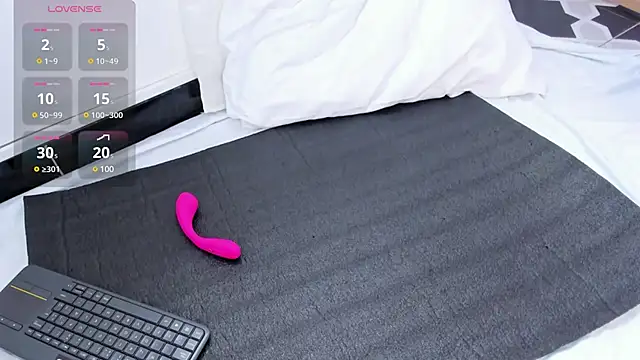 ValeriaOrtega online show from 7, 2, 2025