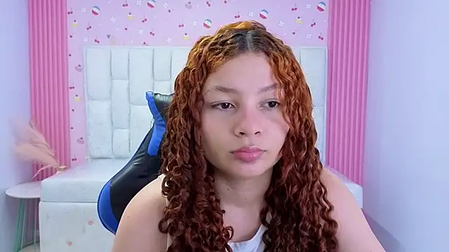 Snapshot of shalon_diaz_s chatting on 6, 7, 2026 shalon diaz s online show from 6, 7, 2026
