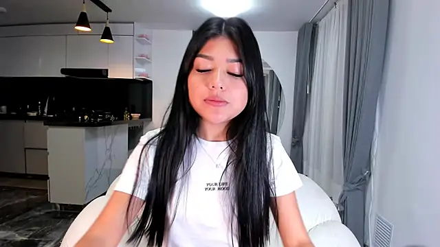 Snapshot of 1lubonnie chatting on 5, 3, 2025 1lubonnie online show from 5, 3, 2025