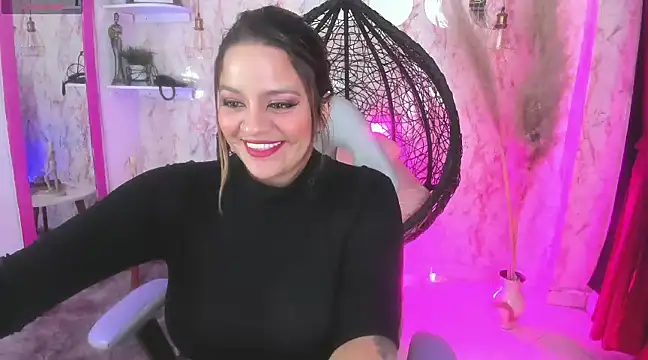 Snapshot of victoria__floyd chatting on 30, 1, 2025 victoria floyd online show from 30, 1, 2025