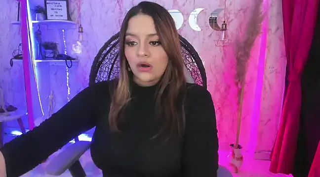 Snapshot of victoria__floyd chatting on 12, 2, 2025 victoria floyd online show from 12, 2, 2025