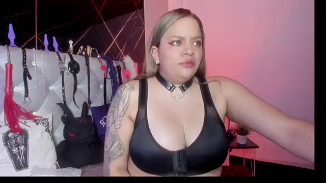 Snapshot of victoria__floyd chatting on 20, 9, 2025 victoria floyd online show from 20, 9, 2025