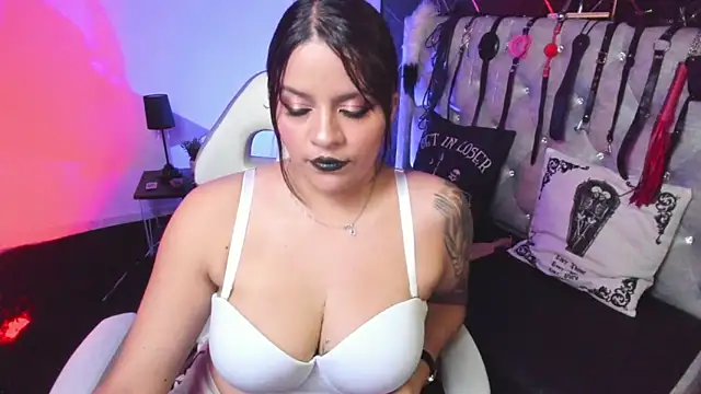 victoria  floyd online show from 26, 3, 2026