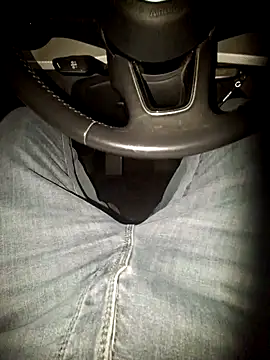 Snapshot of Nzino1983 chatting on 19, 3, 2026 Nzino1983 online show from 19, 3, 2026