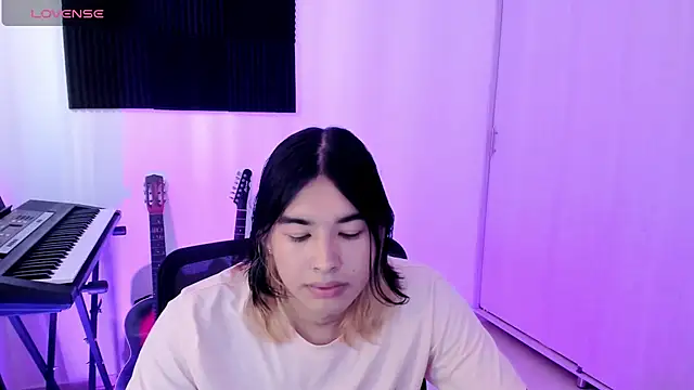 Snapshot of JordiWilld chatting on 14, 2, 2025 JordiWilld online show from 14, 2, 2025