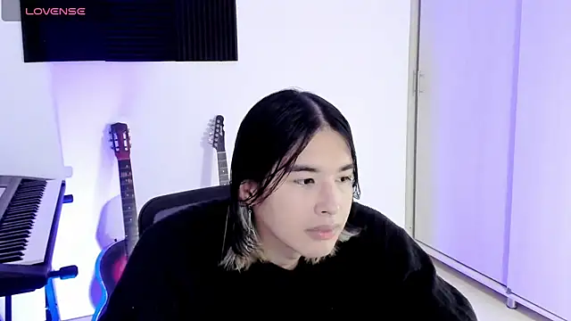 Snapshot of JordiWilld chatting on 12, 10, 2025 JordiWilld online show from 12, 10, 2025