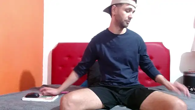 Cristian white online show from 25, 10, 2025