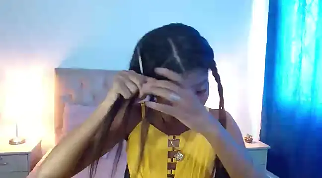 LITTLEDOLLHOT online show from 31, 1, 2025