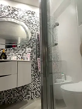 Snapshot of Greeneyes0820 chatting on 25, 1, 2025 Greeneyes0820 online show from 25, 1, 2025