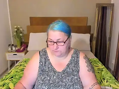 mayamayx online show from 17, 7, 2026