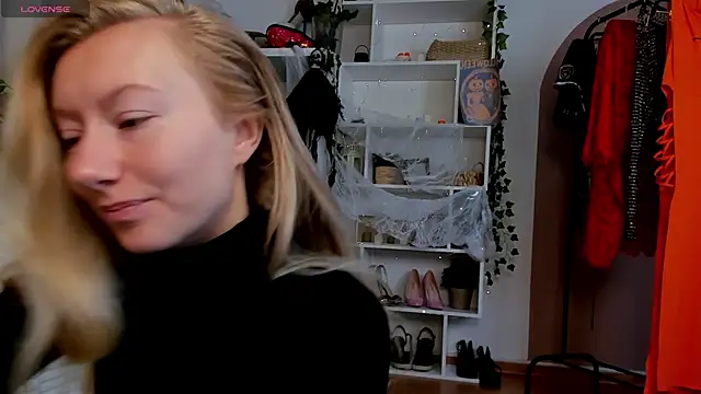 Rachel Rut online show from 25, 10, 2025