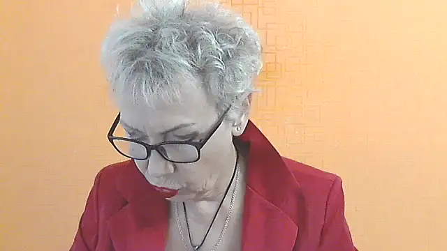 Snapshot of NessyJenixs chatting on 21, 10, 2025 NessyJenixs online show from 21, 10, 2025