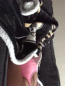 Snapshot of theprettysoles chatting on 13, 7, 2026 theprettysoles online show from 13, 7, 2026