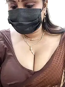 Queenflowerr online show from 27, 1, 2025