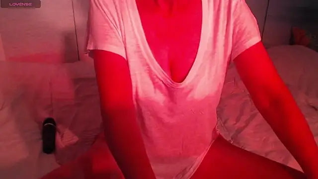 Snapshot of sweetchani666 chatting on 26, 10, 2025 sweetchani666 online show from 26, 10, 2025