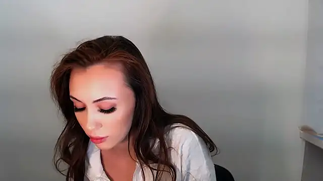 Nikonara Love online show from 6, 11, 2025