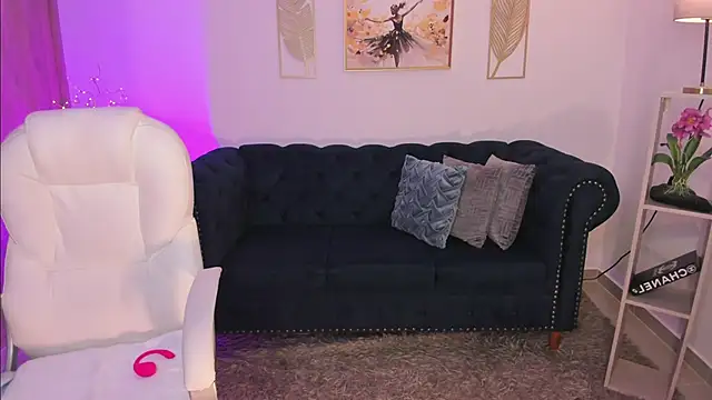 Snapshot of Layla_Breezee chatting on 18, 1, 2026 Layla Breezee online show from 18, 1, 2026