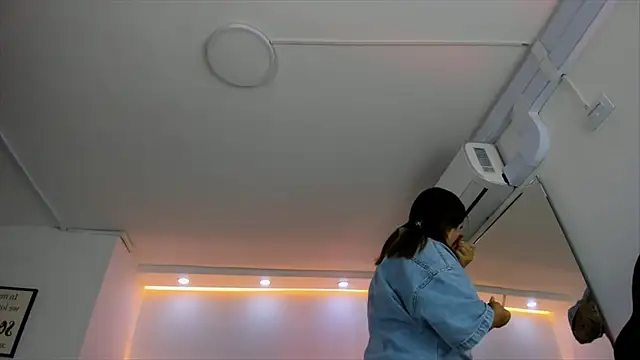 bonnieAn online show from 8, 3, 2025