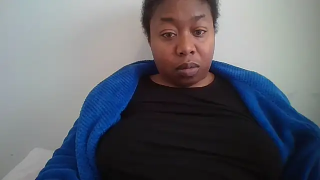 Snapshot of angeliquebelcali chatting on 21, 2, 2025 angeliquebelcali online show from 21, 2, 2025