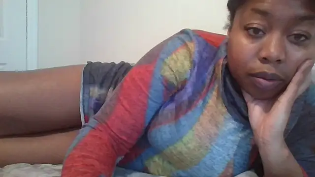 Snapshot of angeliquebelcali chatting on 23, 2, 2025 angeliquebelcali online show from 23, 2, 2025