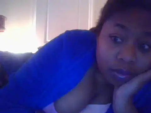 Snapshot of angeliquebelcali chatting on 10, 3, 2025 angeliquebelcali online show from 10, 3, 2025