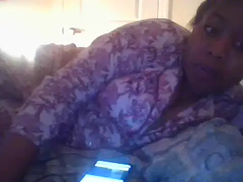 Snapshot of angeliquebelcali chatting on 12, 3, 2025 angeliquebelcali online show from 12, 3, 2025