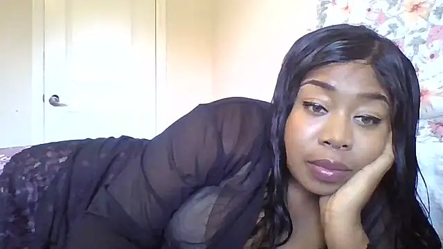 Snapshot of angeliquebelcali chatting on 8, 10, 2025 angeliquebelcali online show from 8, 10, 2025